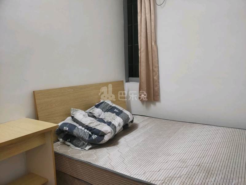 麦地村麦华路三巷10号之一4861024卧室图2