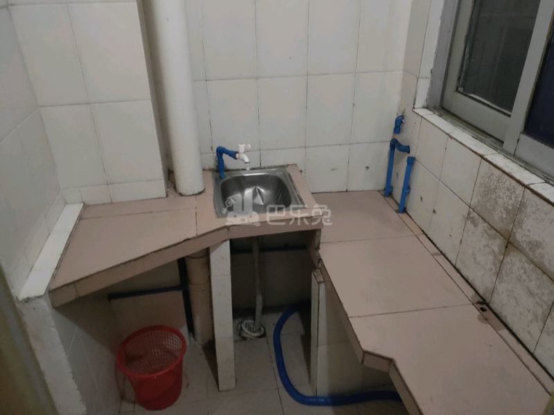 麦地村麦华路三巷10号之一4861024厨房图12