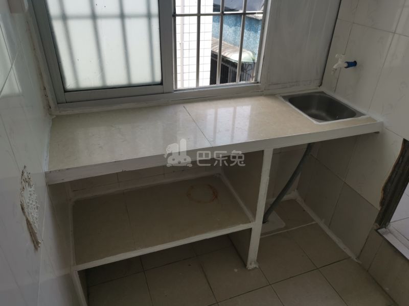 麦地村麦华路13号4861070厨房图7