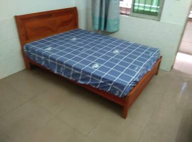 黄村石桥头下七巷11号 