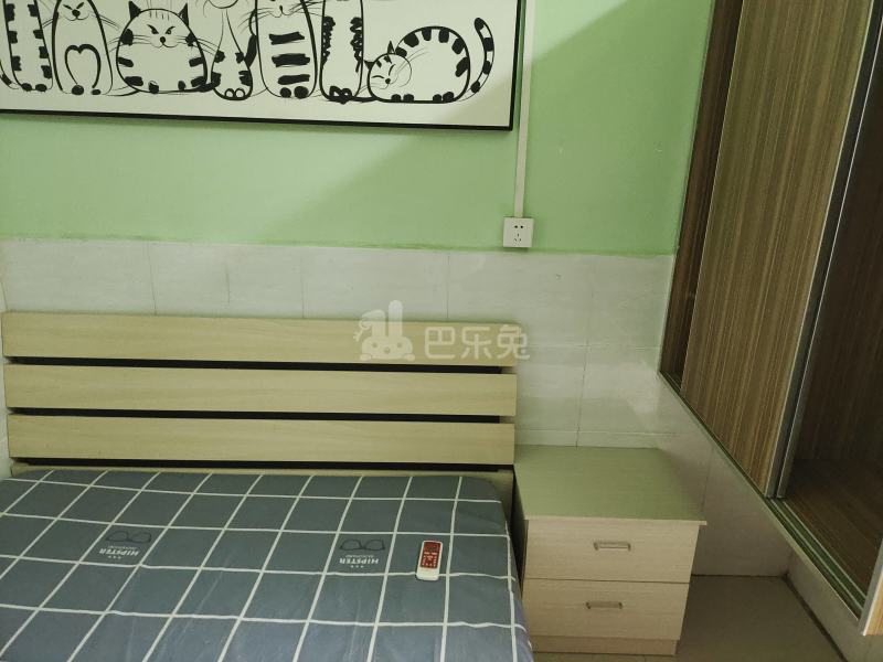 新豪电梯公寓（嘉禾望岗百花岭南街四巷4号）4886005卧室图2