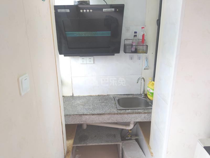 西郊家园（青浦）4893923厨房图5