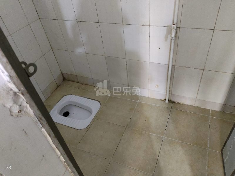 上社圩路二巷20号4894895卫生间图6