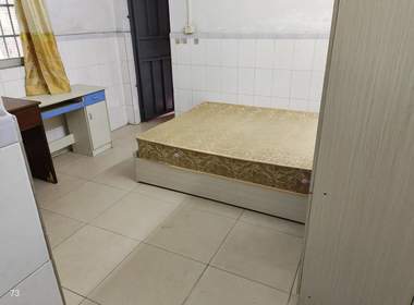 上社圩路二巷21号 1室0厅1卫