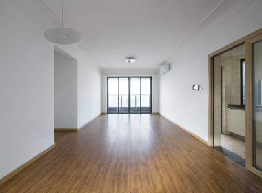 壹栈人才公寓（山前店） 3室1厅1卫