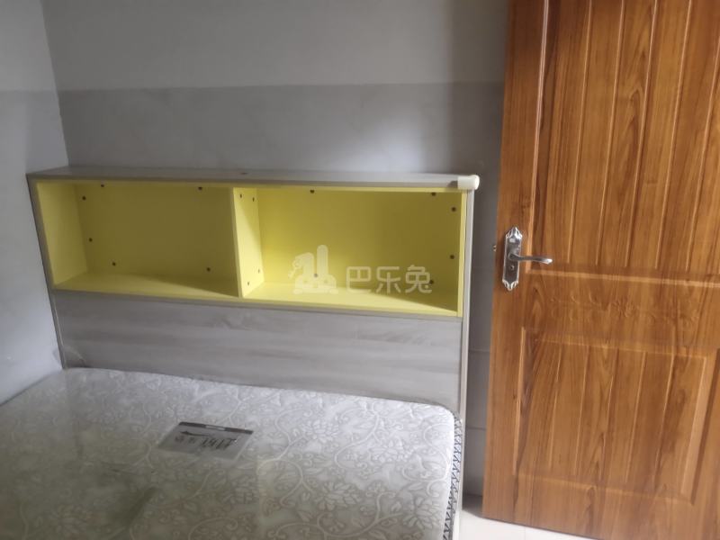 大山村新桥坊后街10号4895195卧室图1