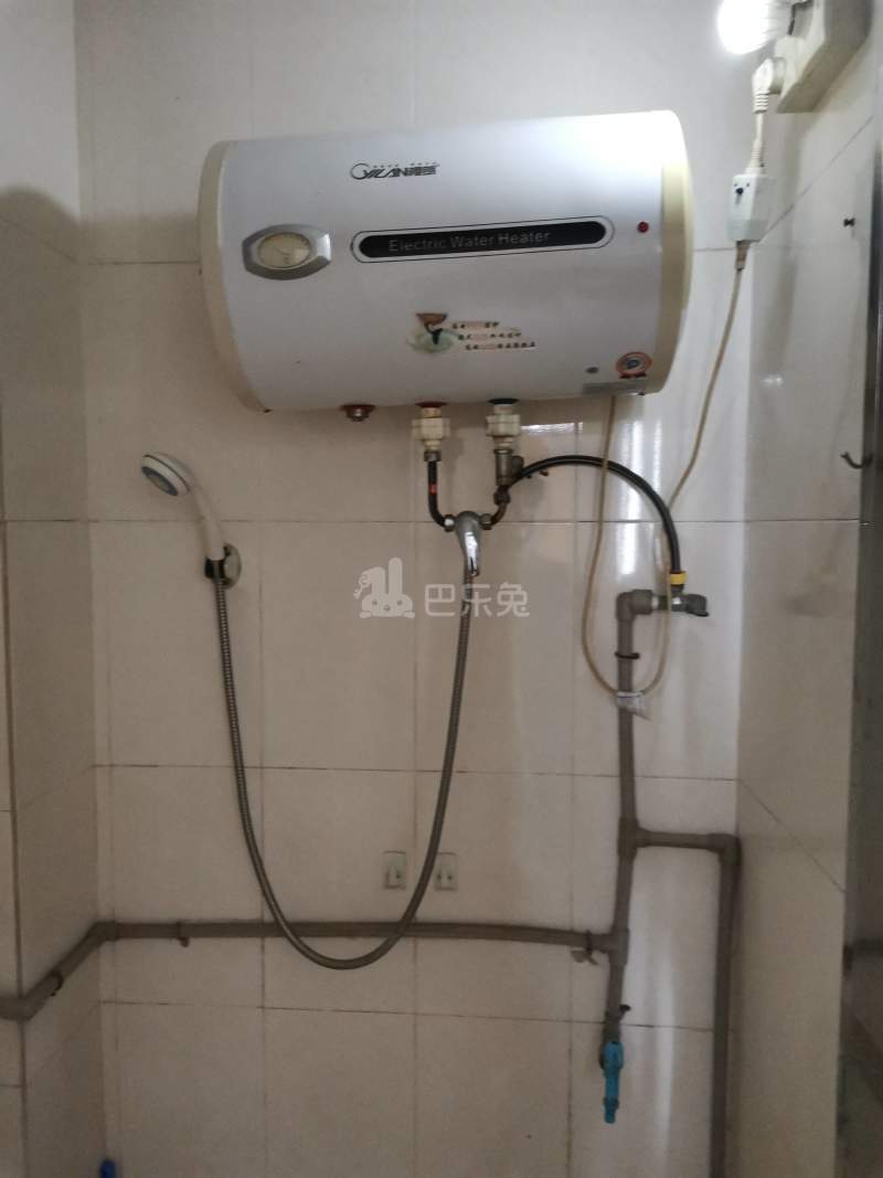 大山村镇北南街26号4895235卫生间图9