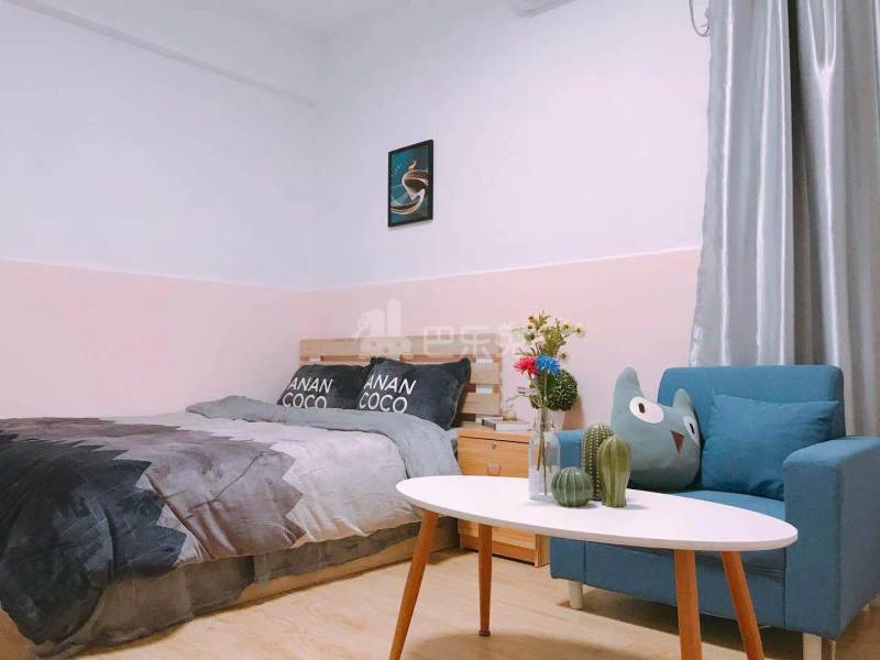 七号企鹅公寓（新洲北村村店）4896826卧室图0