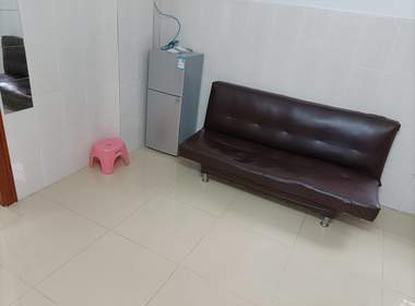 珠村上社大街三巷12-1号 