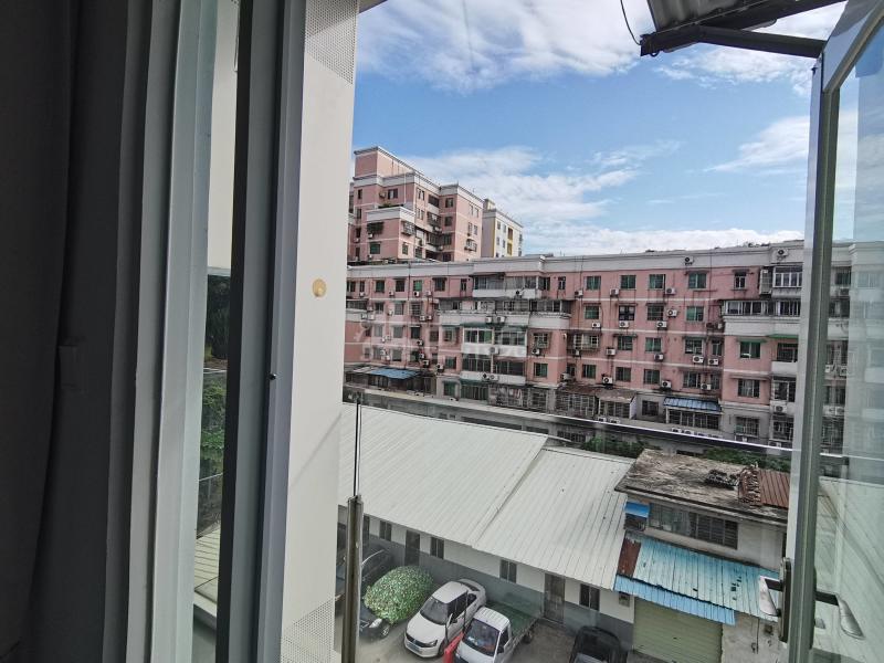 冠寓（天河燕塘店）4905462周边环境图11