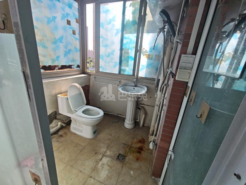 好日子大家园D区4913465卫生间图10