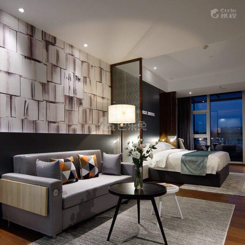 组歌酒店式公寓（金泊湾店）4925641卧室图2