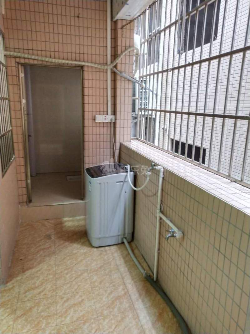 鸿运楼公寓4927608客厅图3