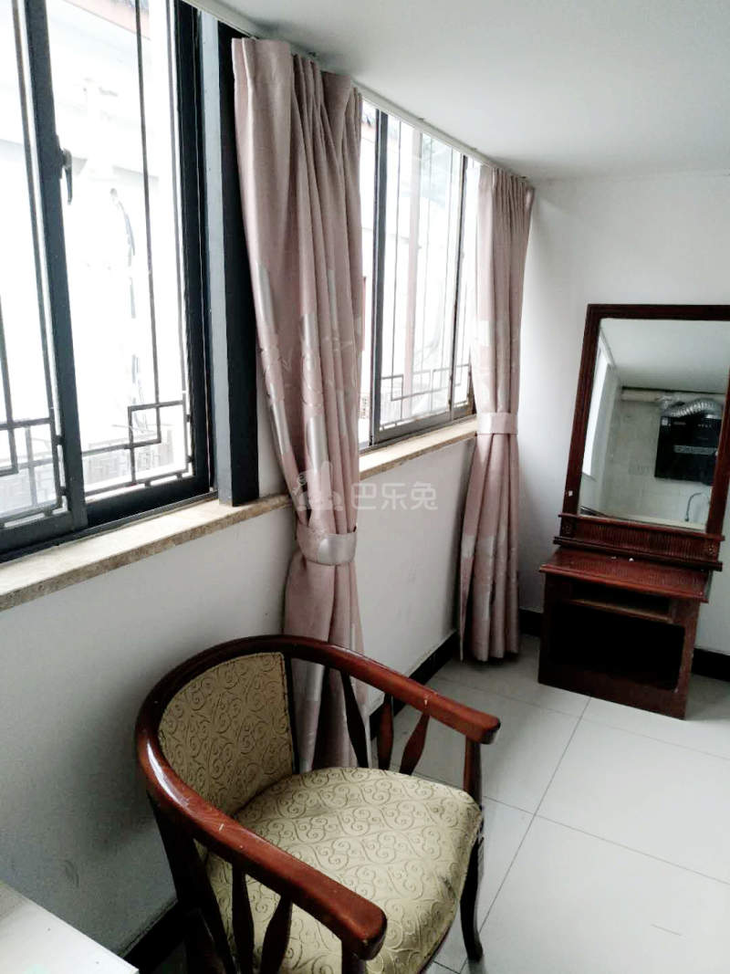 锦鑫公寓4933648客厅图1