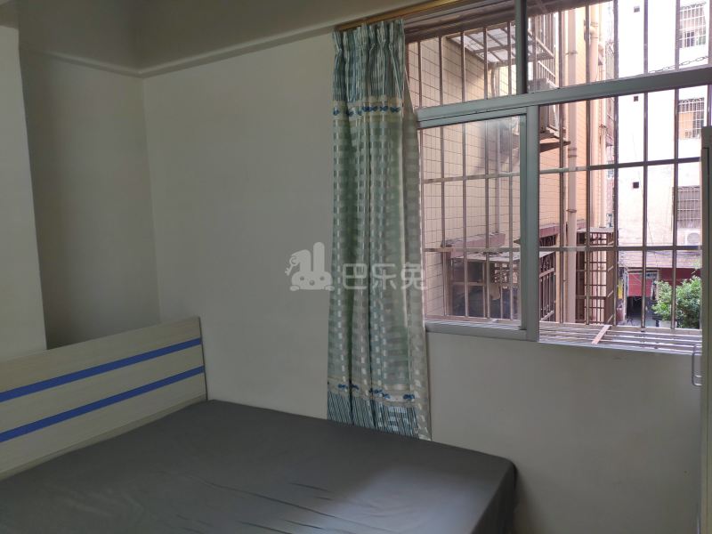 龙洞迎祥里13号4942049卧室图6