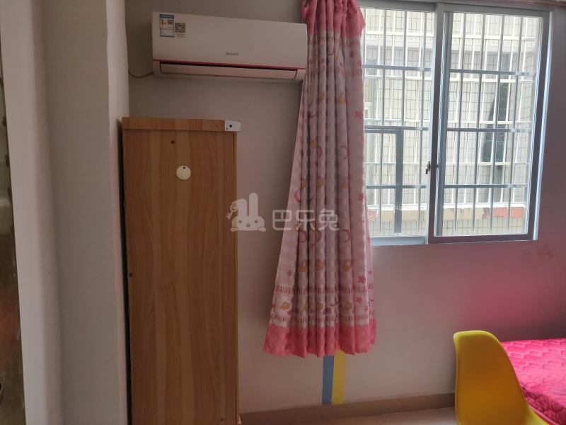 龙洞云祥里8号4942070卧室图3