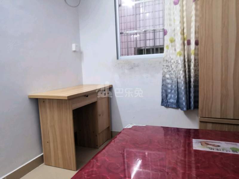 龙洞云祥里8号4942071卧室图5