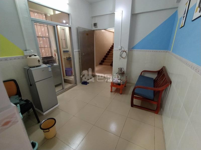 龙洞云祥里8号4942073客厅图6