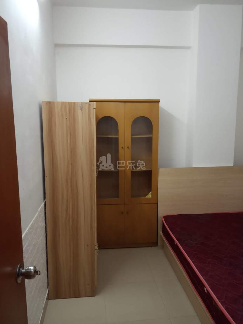 龙洞环村北街51号4948131卧室图1