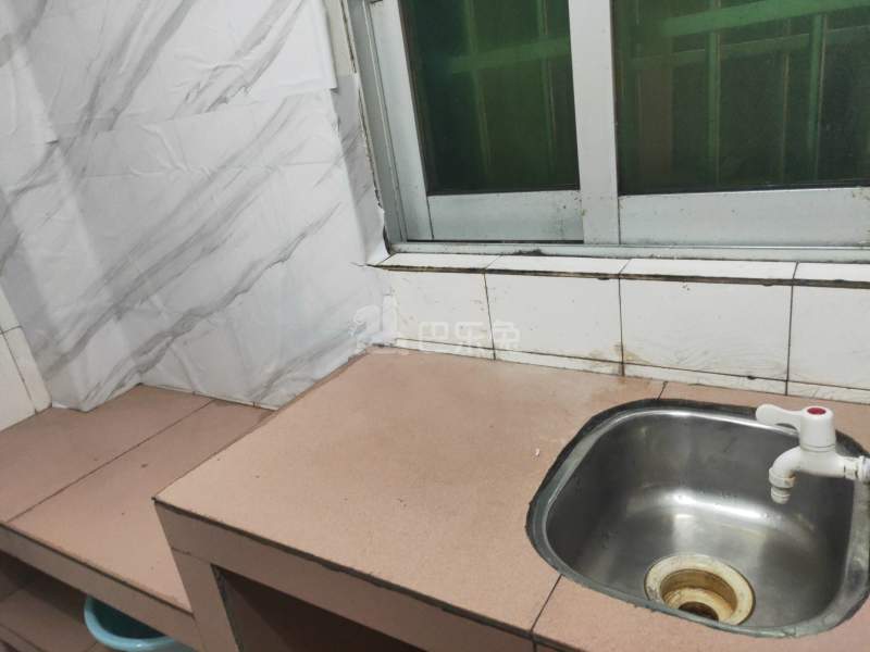 黄村南胜里下十巷9号4981362厨房图5