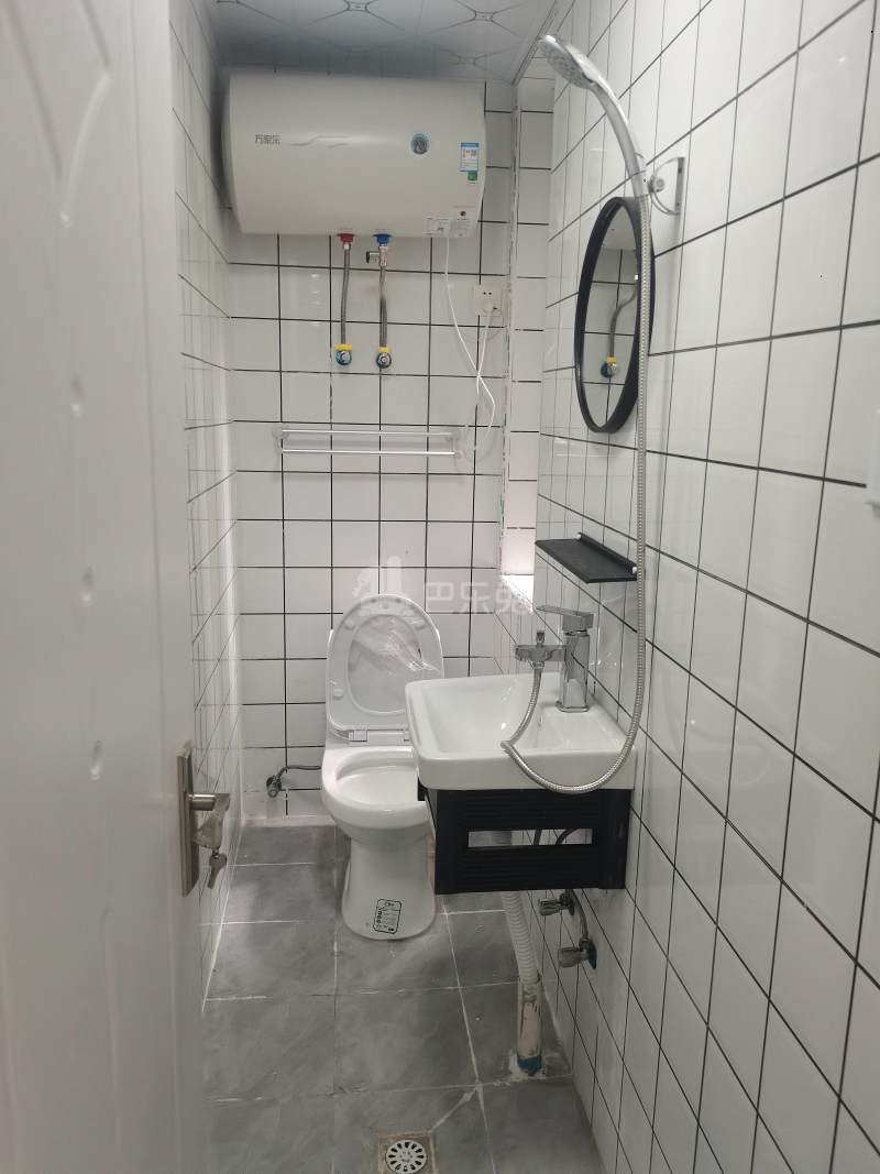 海德花园4986976卫生间图12