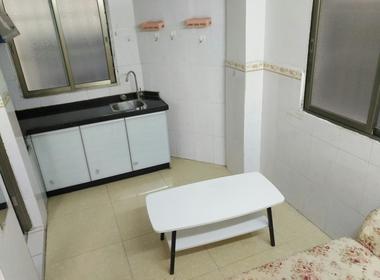 大山村二夹坊前街五巷7号 