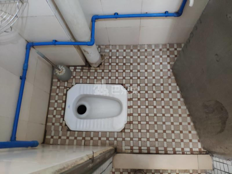 石溪长乐街通心巷16号5018682卫生间图9