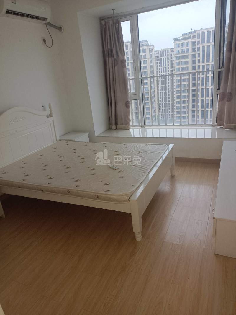 滨江万家名城一期5021447卧室图2