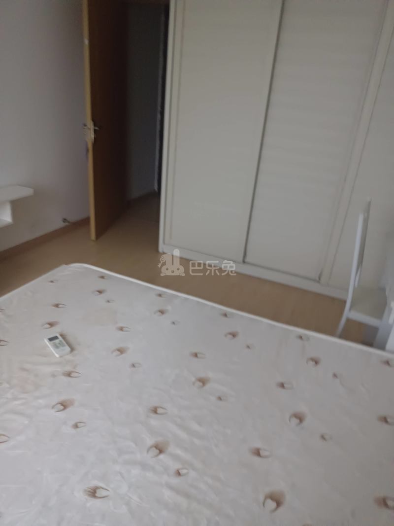 滨江万家名城一期5021447卧室图1