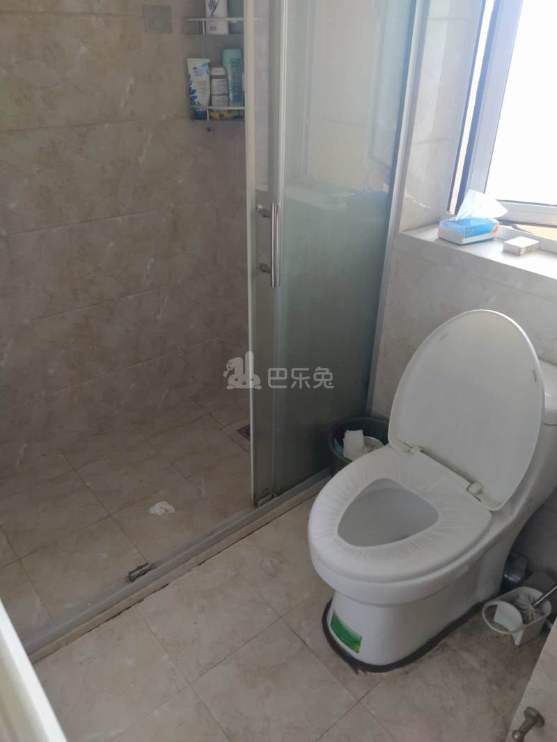 滨江万家名城一期5021447卫生间图7