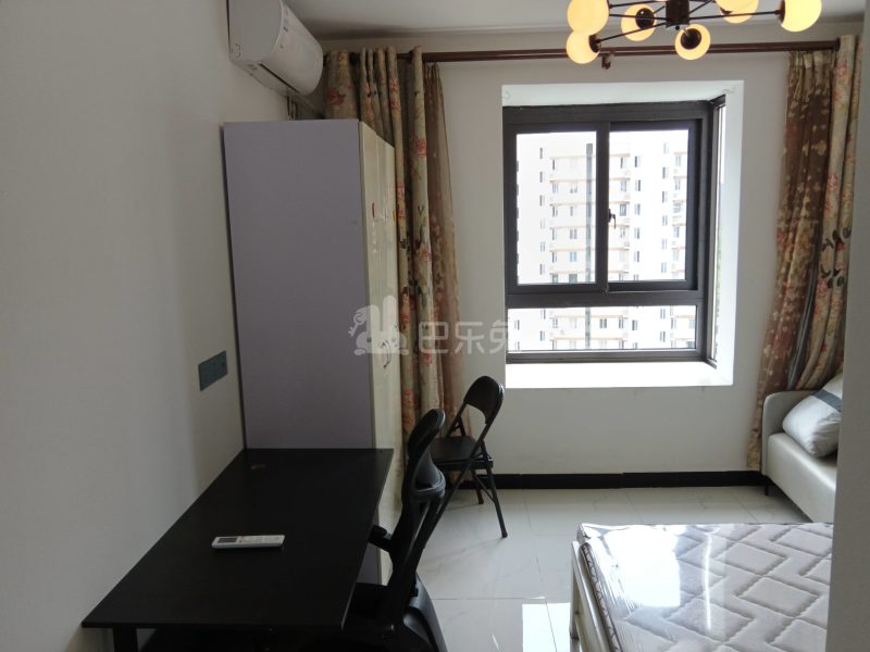 高行绿洲六期502408卧室图0