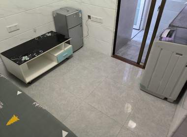 江夏村西头大街1号 