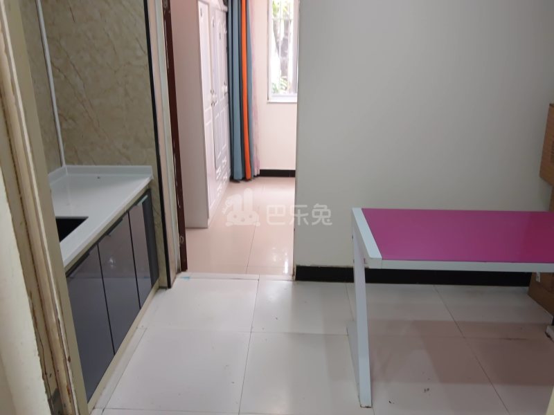 高行绿洲六期505487客厅图7