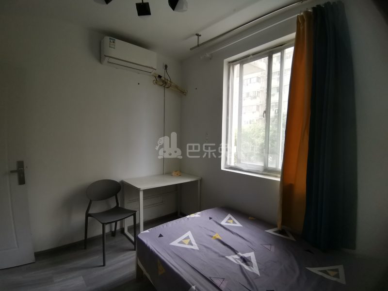 海尚逸苑东区5070413卧室图2