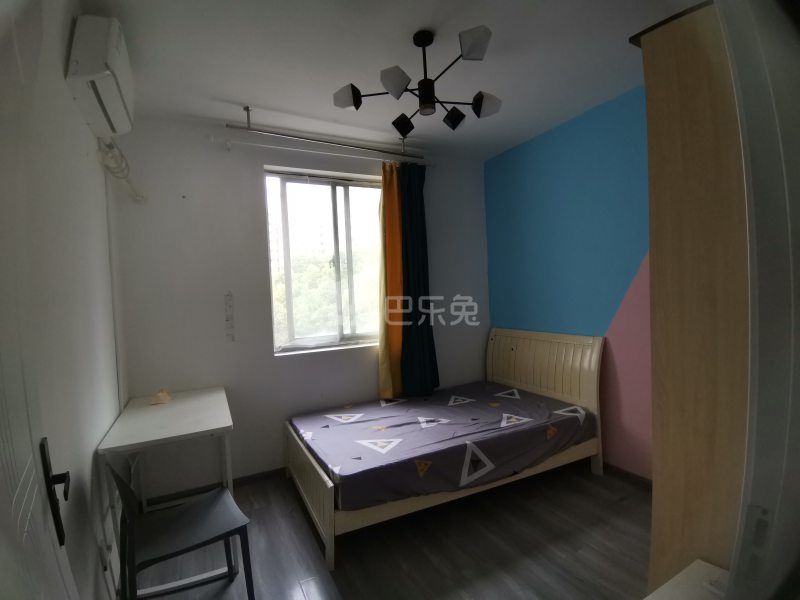 海尚逸苑东区5070413卧室图3