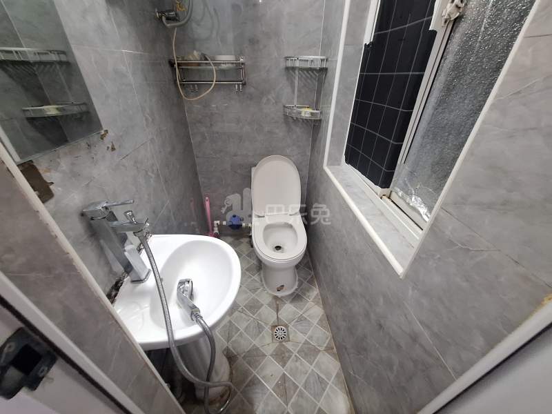 翔瑞新苑北区5089834卫生间图7