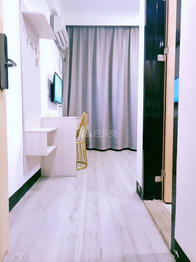 冠寓（三元里店）5120779周边环境图4