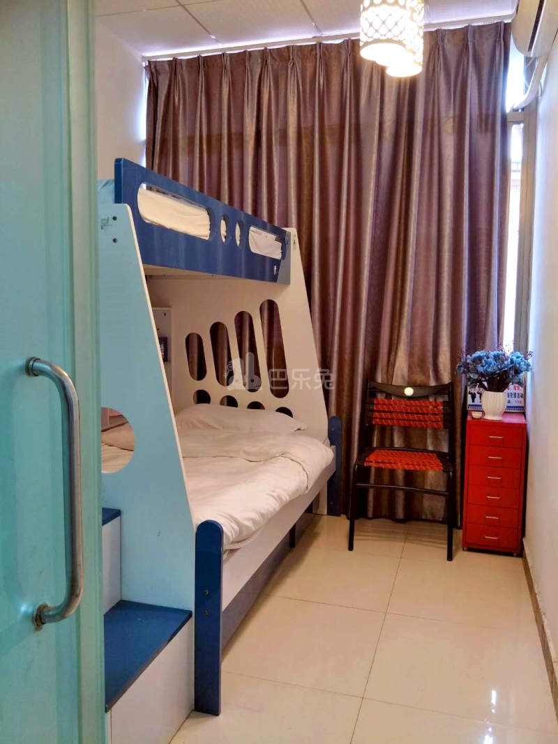 CD创意园公寓（中山三路店）5126751卧室图1