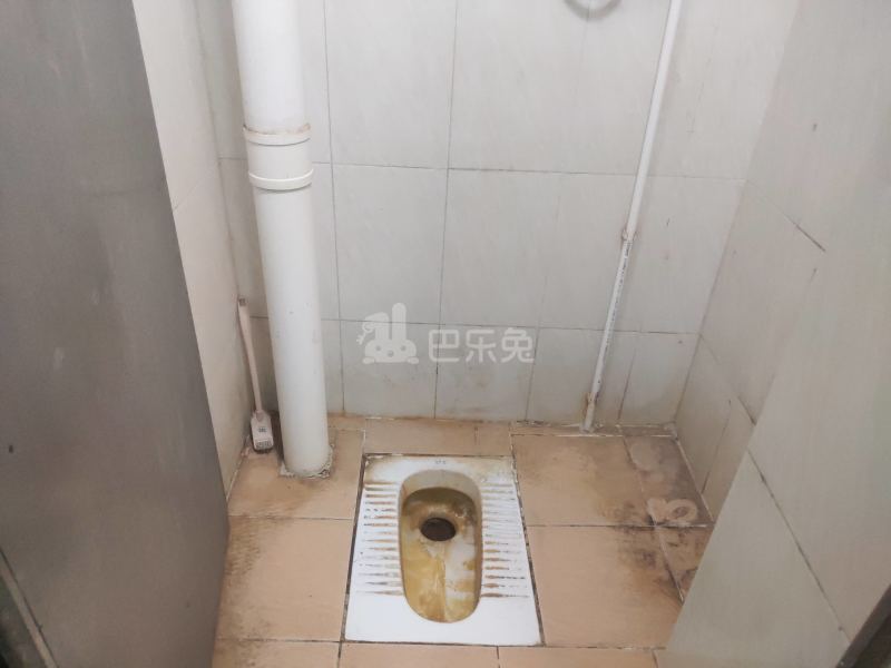 元岗村上元岗北直街39号5160141卫生间图7