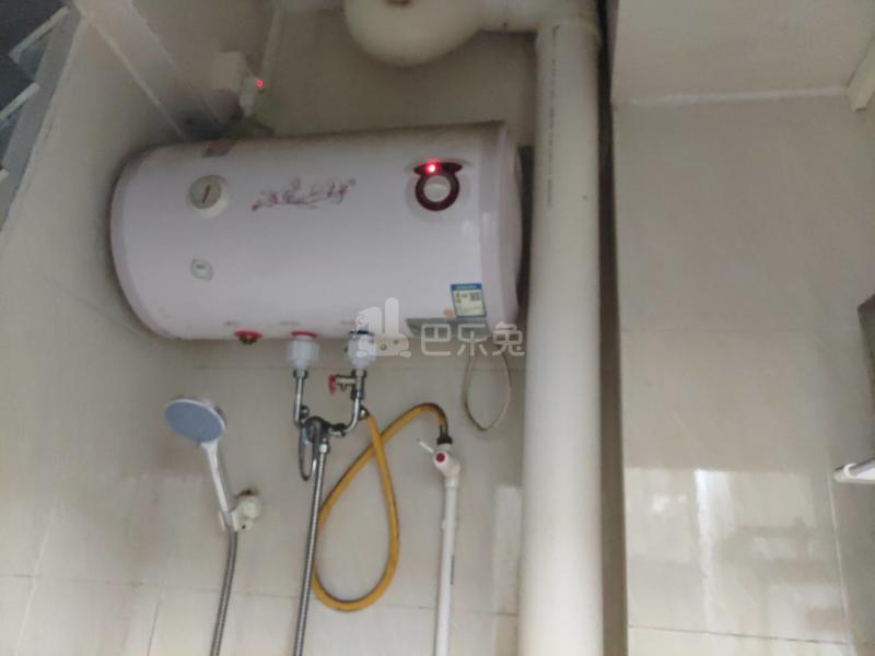 元岗村上元岗北直街39号5160163卫生间图8