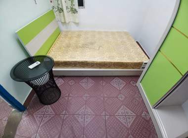 上社荷光三横路圩路三巷10号B栋 1室1厅1卫