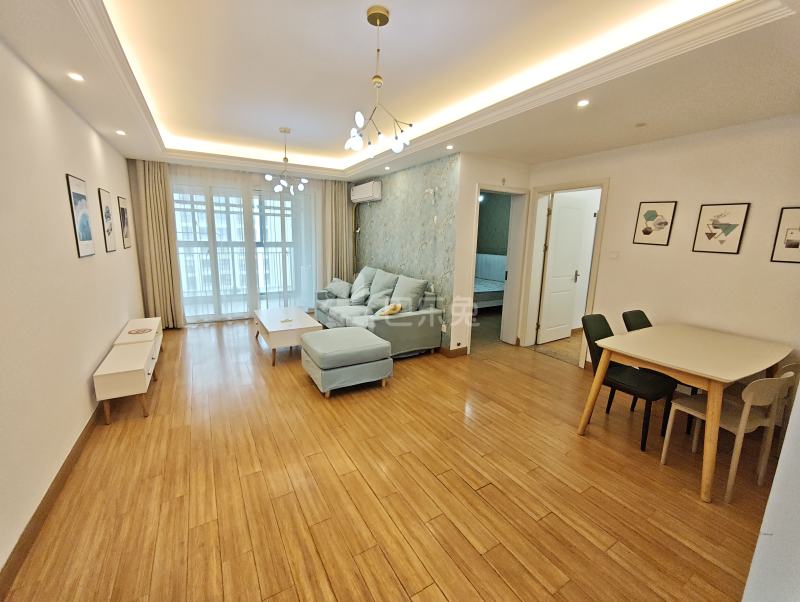 绿地滨江雅苑5184947客厅图5