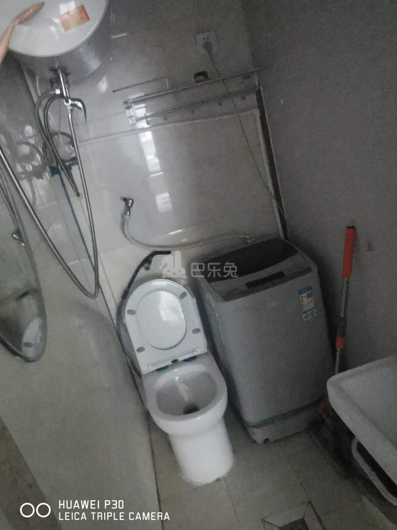 春波小区5190874卫生间图4