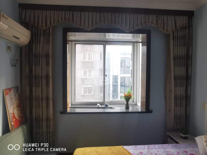 春波小区5190874卧室窗户图6