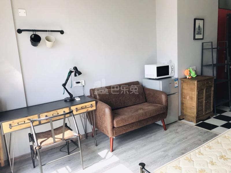 米果公寓（长睦部落）5192305卧室图2