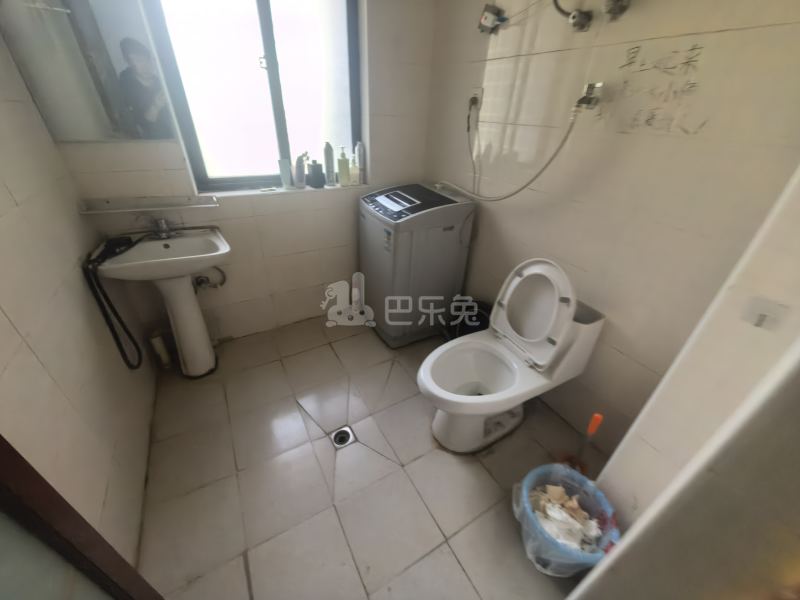 徐公桥花园5196978卫生间图5