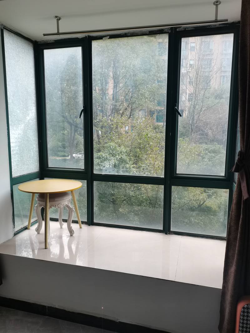 嘉和阳光城522672卧室窗户图13