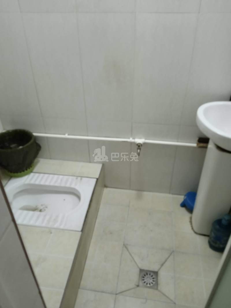 天鸿香榭里4780360卫生间图0