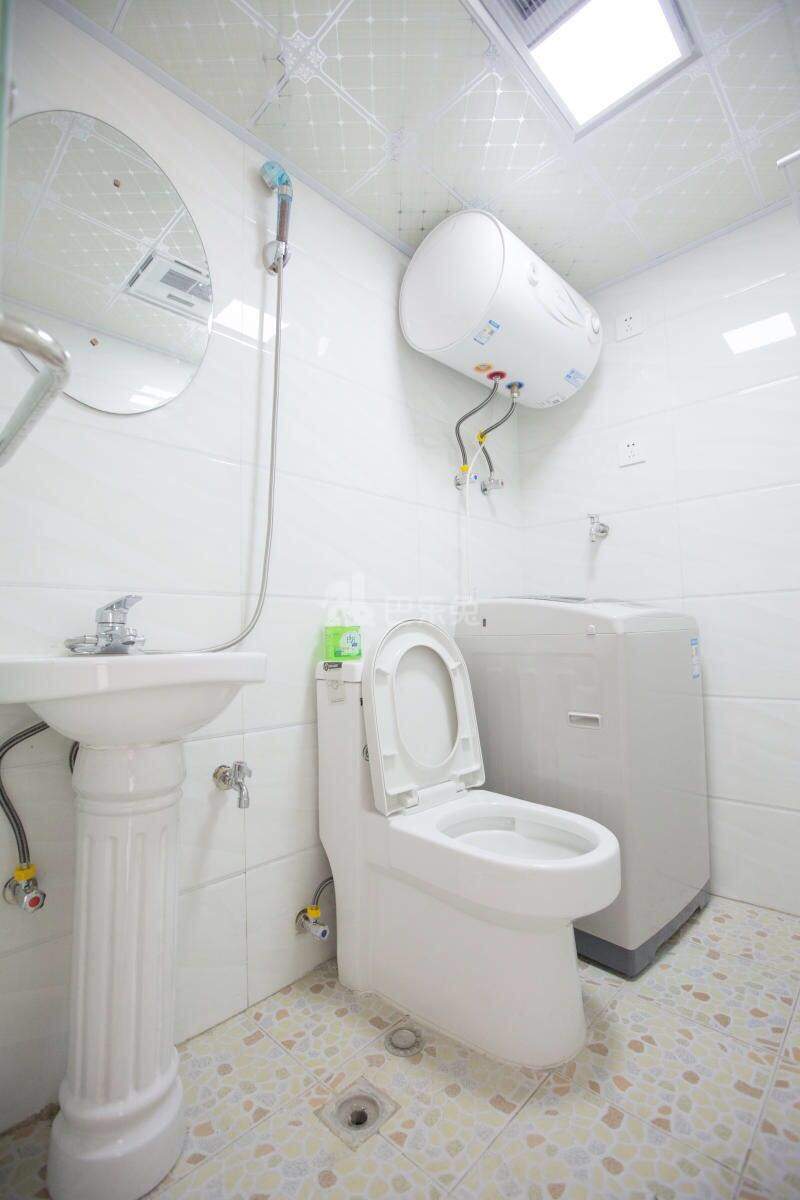 HC青年国际社区523733卫生间图4