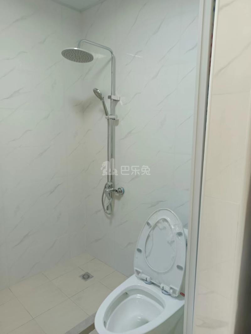 康天精品公寓5241383卫生间图8